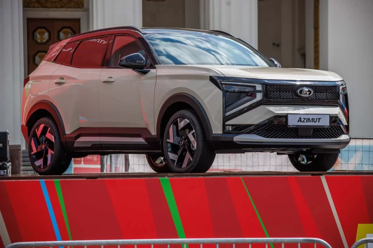 АВТОВАЗ разрабатывает гибрид Lada Azimut, новые подробности